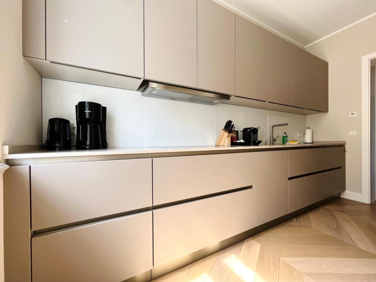 Luxury / 3-raum-suite An Der Frauenkirche / 6 Appartamento Dresda