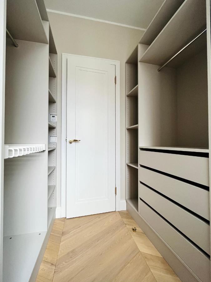 Luxury / 3-raum-suite An Der Frauenkirche / 6 Appartamento Dresda